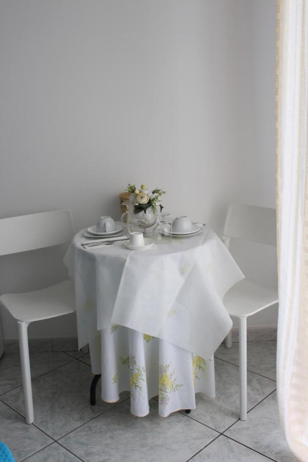 Solelunamare Guest House อาลเกโร ภายนอก รูปภาพ